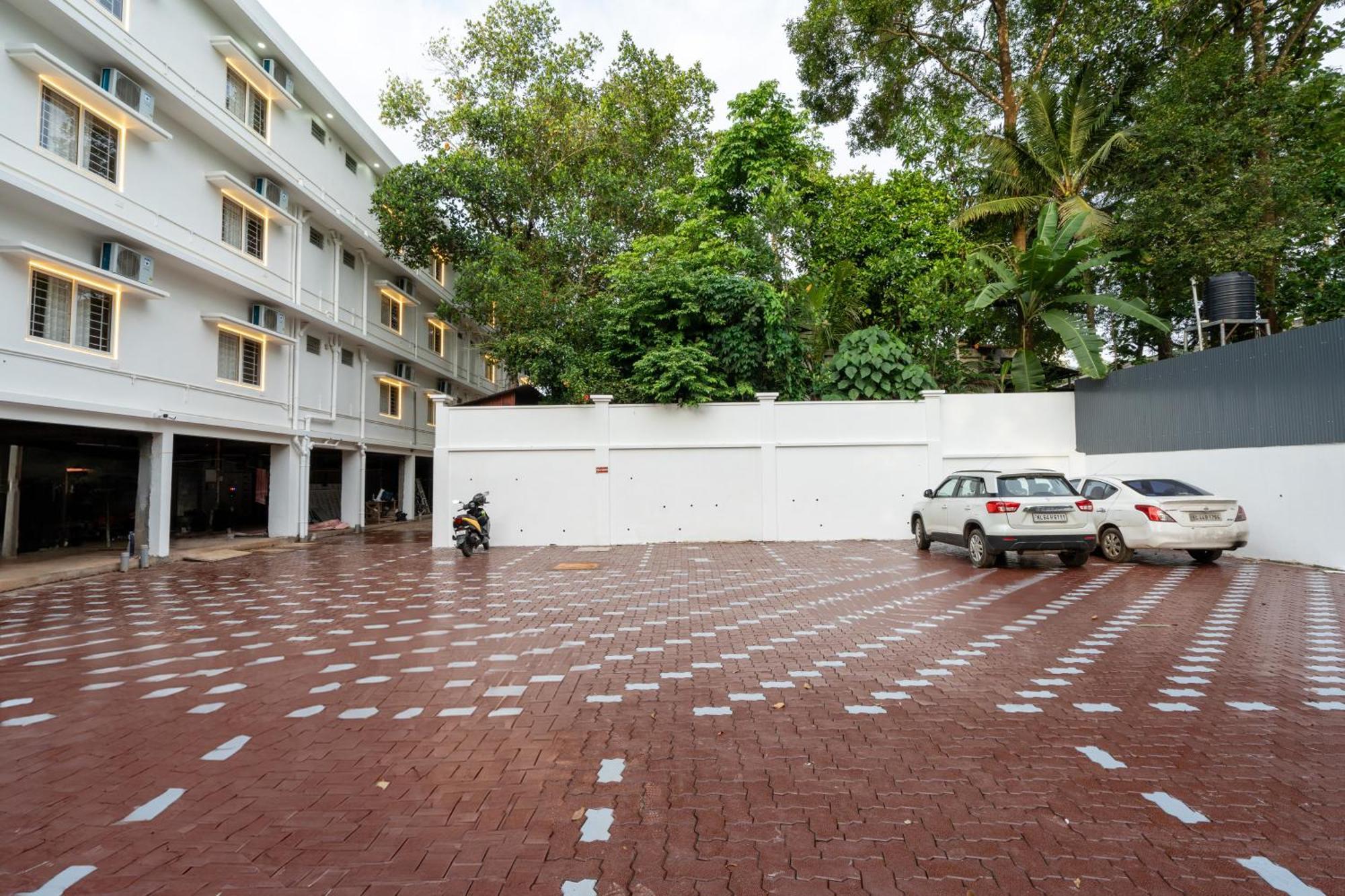 Cochin Airport Hotel Kochi Exteriér fotografie